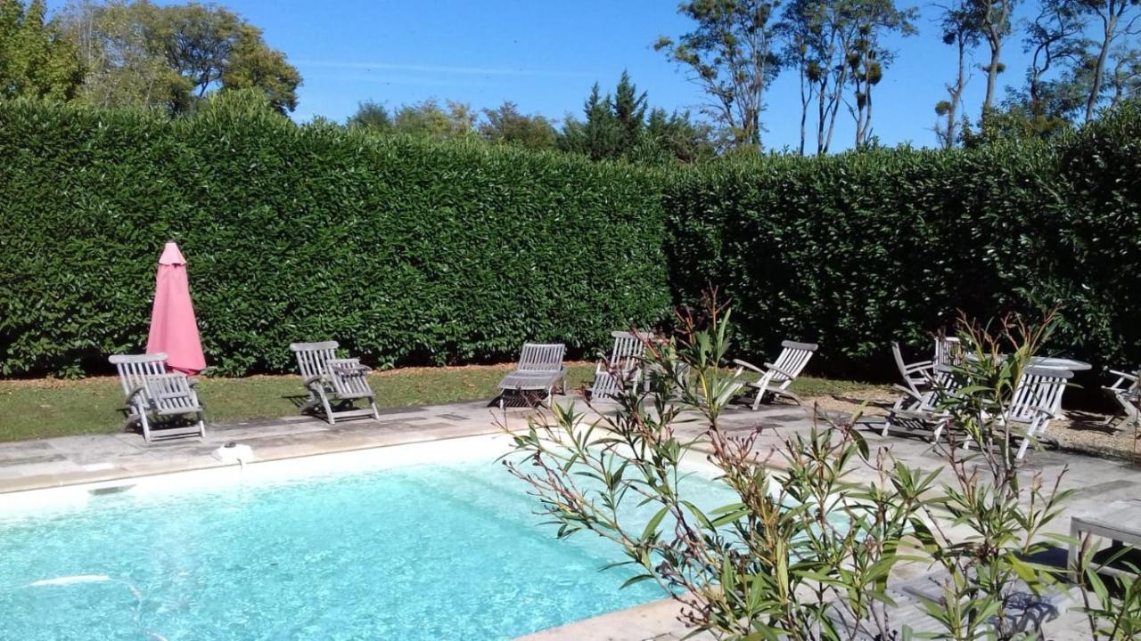 Chateau Des Poccards Hurigny Exterior foto