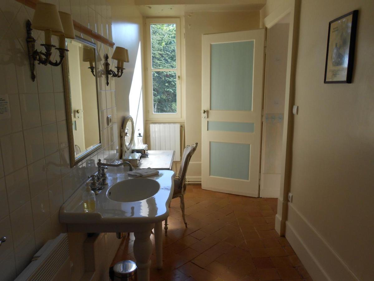 Chateau Des Poccards Hurigny Exterior foto